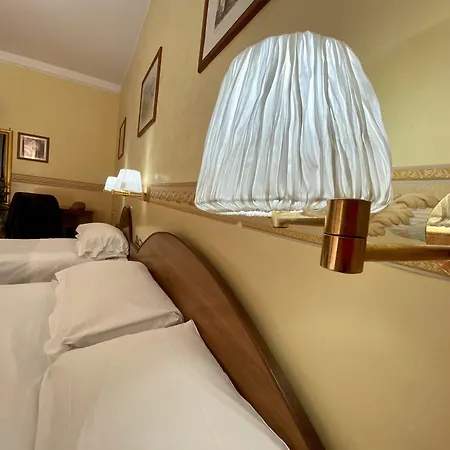 Hotel Resi 2*