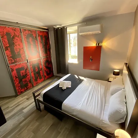 Resi Řím
