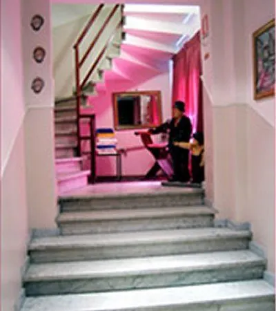 Resi Hotel